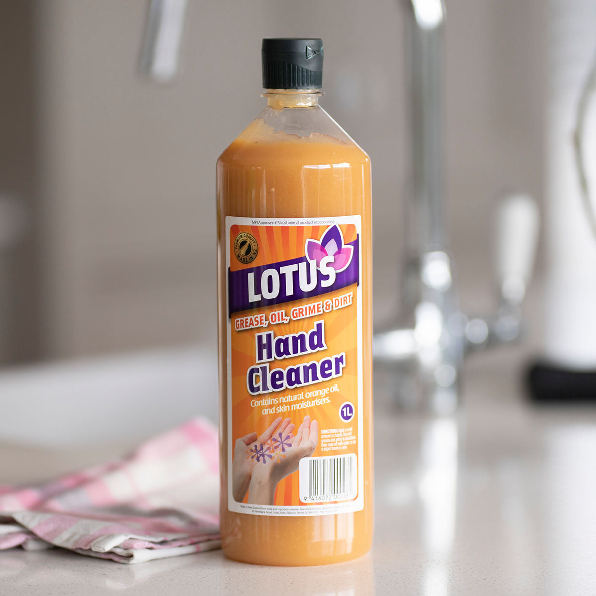 Soap Box Cleaner Hand Cleaner (GRIT) 1L – Soapbox NZ